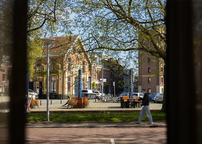 Flonk Hotel Groningen Centre, BW Signature Collection